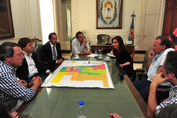 CFK, con Scioli, Bruera y los damnificados