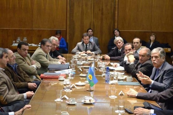 De Vido le pidió a intendentes jugar fuerte