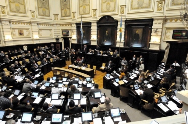 PASO: los 640 candidatos a legisladores