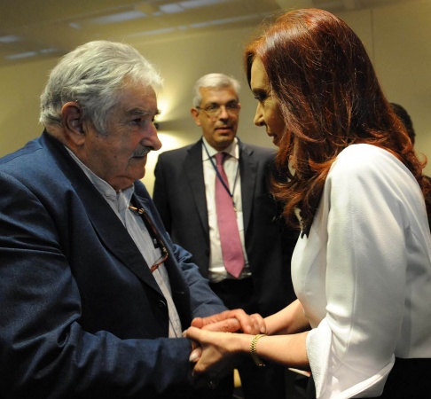 Cristina y Mujica, juntos en Cuba