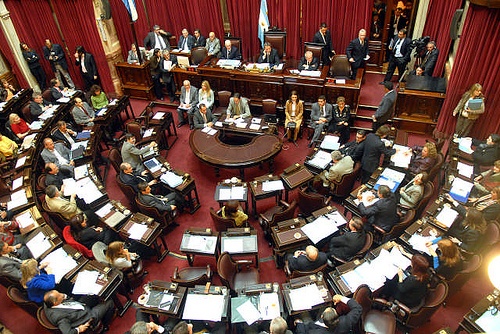 Zamora es presidente provisional del Senado