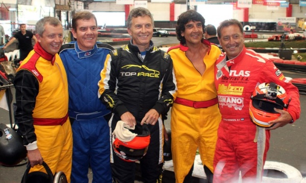 Macri y un choque que le golpea la Quinta