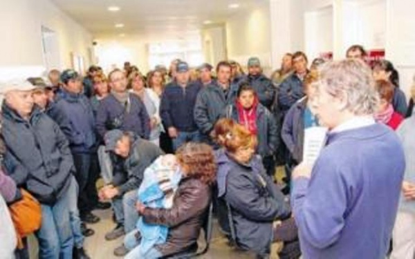 Alcalde en conflicto con municipales