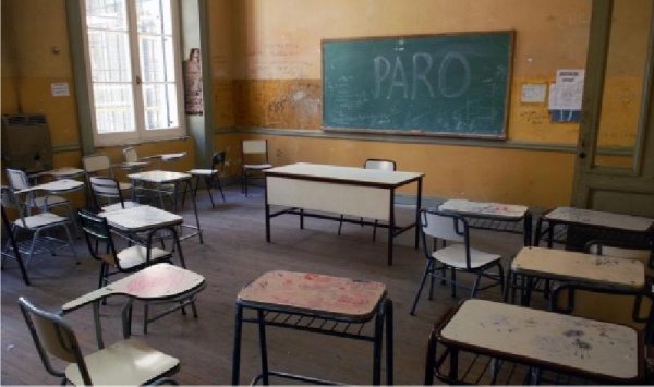 Paro docente: 98% de acatamiento