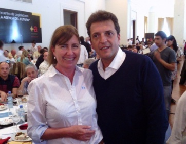 Stolbizer y la massista Schwindt, juntas