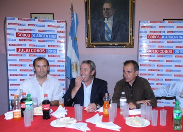 Junto a Alfonsín, Cobos ratificó FA Unen