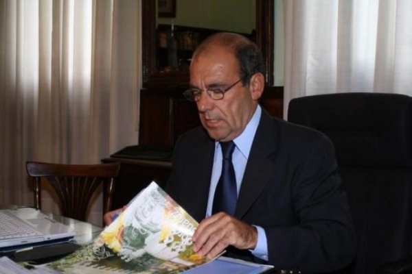 “Vuelvo en un rol casi de intendente”