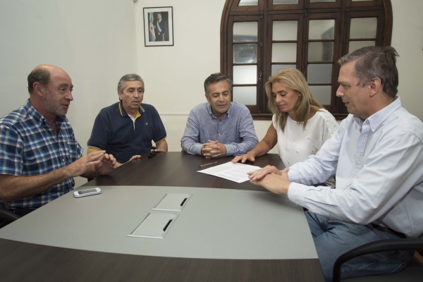 Massa, Macri y la UCR, juntos en Mendoza