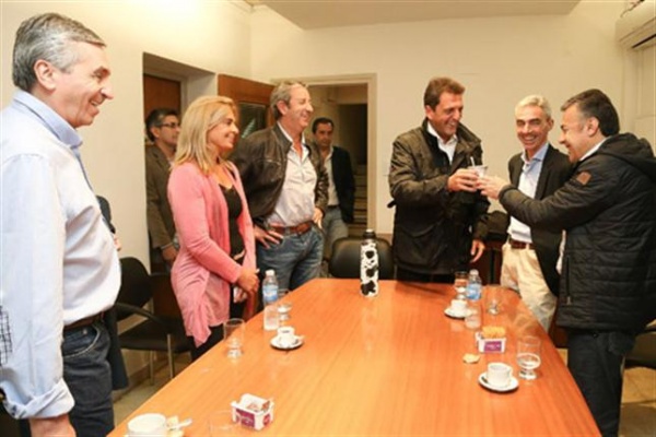 En Mendoza, todos con Cornejo