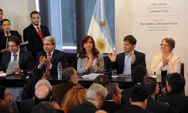 Cadena nacional: CFK, dura con el agro