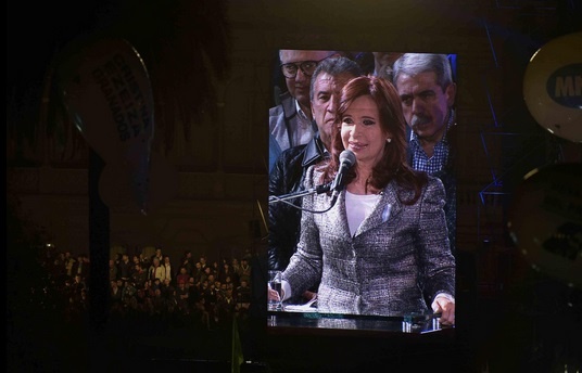 Cierre de los festejos: CFK ante la multitud