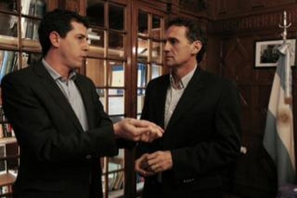 Katopodis se sacó la foto con Wado de Pedro