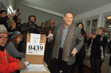 Uno a uno, el voto de los candidatos