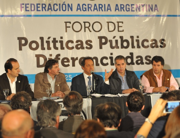 Scioli con la Federación Agraria