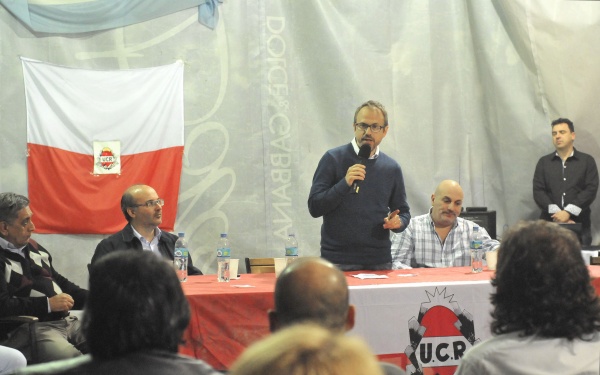 Se juntan para bajar a un barón