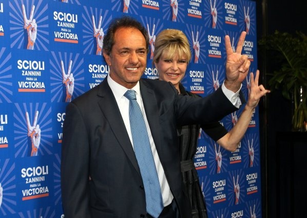 Interior: sciolistas buscan cortarse de los K