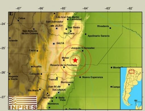 Un muerto y 10 heridos por un fuerte sismo