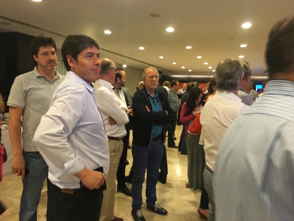 Aguardan mejores resultados bajo un tenso clima