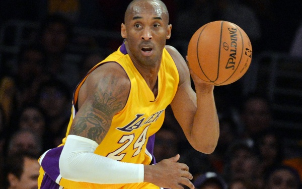 Kobe Bryant anunció su retiro