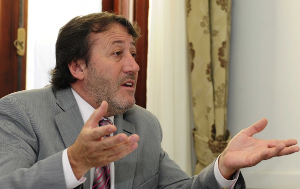 ¿Se rompe el bloque del FpV? El PJ se reagrupa en el Senado