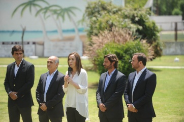 La gobernadora presentó su equipo para la Provincia