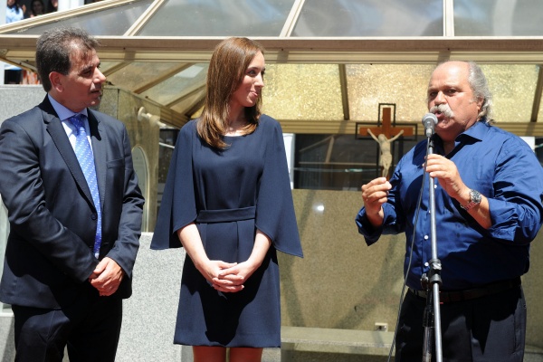 Vidal y Ritondo junto a los policías
