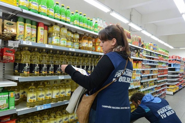 Bonaerenses le piden a Macri que “retrotraiga los precios”