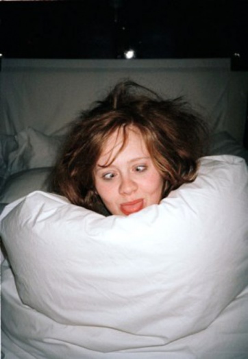 Ex de Adele publicó fotos íntimas de la cantante en la cama
