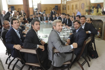 Reunión por la reforma política