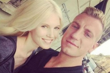 La novia de Maxi López publicó una foto en la que se lo ve flaco