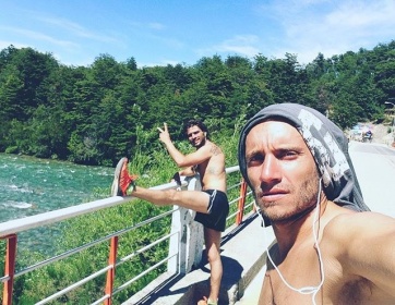 El nuevo novio de Juanita Viale: un actor aventurero y fierrero
