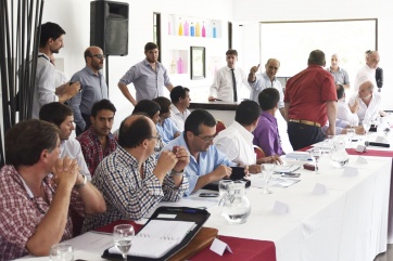 El Foro de radicales se reunió y Salvador intentó poner paños fríos a los pedidos