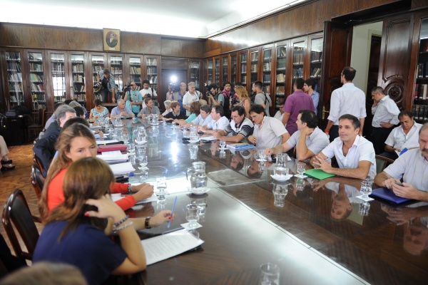 Con un paro a la vista, se complica el inicio de clases en la Provincia