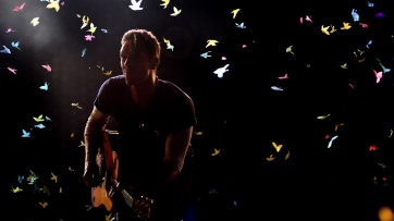 Coldplay: con un estadio colmado y la presencia de famosos