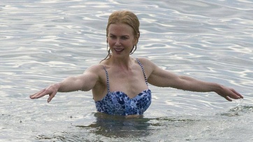 Nicole Kidman ostenta un lomazo a los 48 años