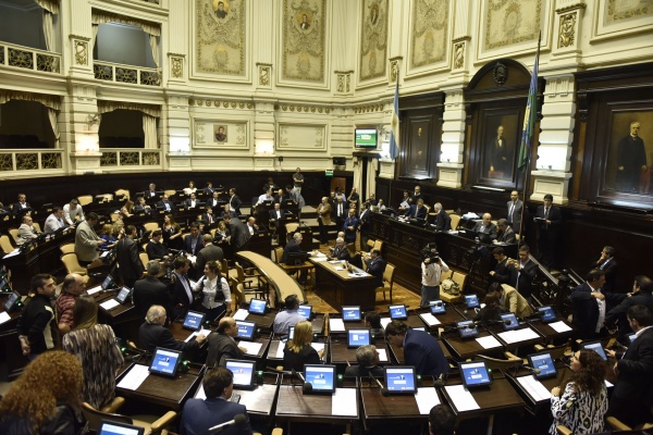 Como la oposición, el PRO pide que se descongelen los fondos que le pertenecen a la Provincia