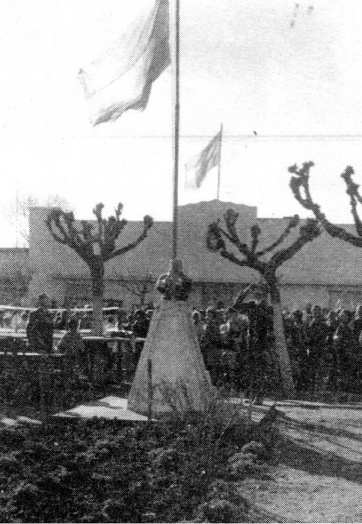 Plaza de Alberti recuperó su nombre original 60 años después: “Eva Duarte de Perón”