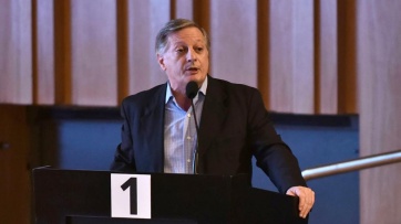 Fuertes cuestionamientos de defensores del pueblo al aumento del gas propuesto por Aranguren