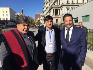 Las elecciones yankees paralizan al mundo, y ahí está la política bonaerense para observar