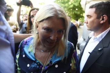 Carrió ratificó el pedido de jury contra el fiscal Scapolán y apuntó contra el massismo