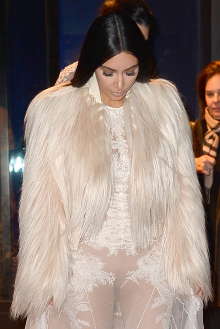 Kim Kardashian debutó en cine ropa interior: fotos - La Tecla