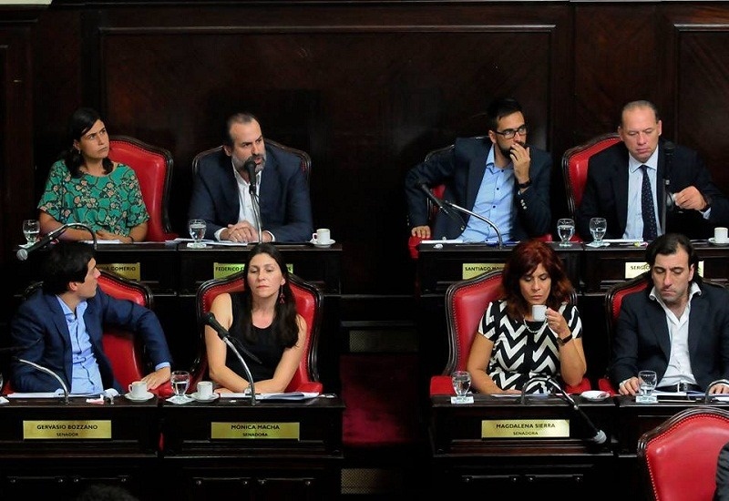 El kirchnerismo arremetió contra Vidal y la acusó de “esconderse”
