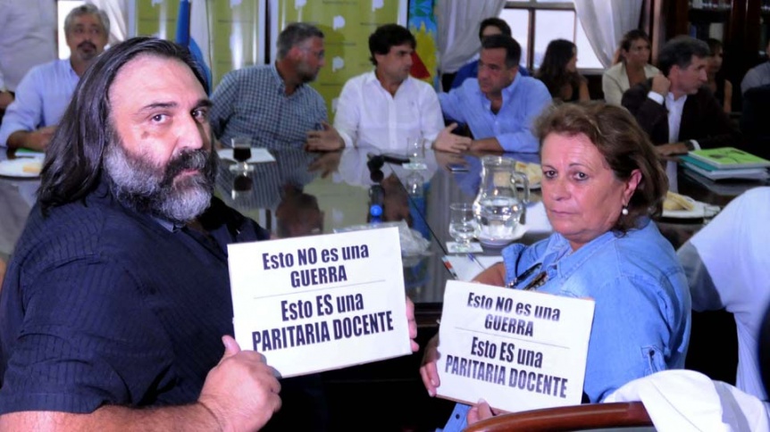 El conflicto con los docentes: SUTEBA anticipó que no irá a la reunión con el Gobierno