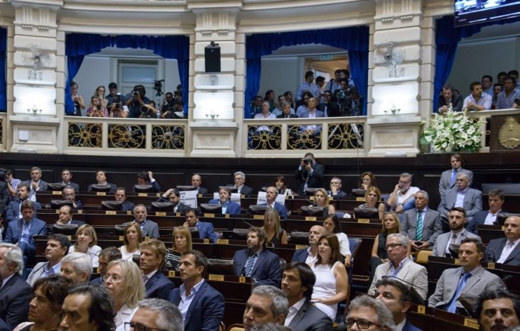 La nueva oferta a los docentes tiene el respaldo del oficialismo legislativo