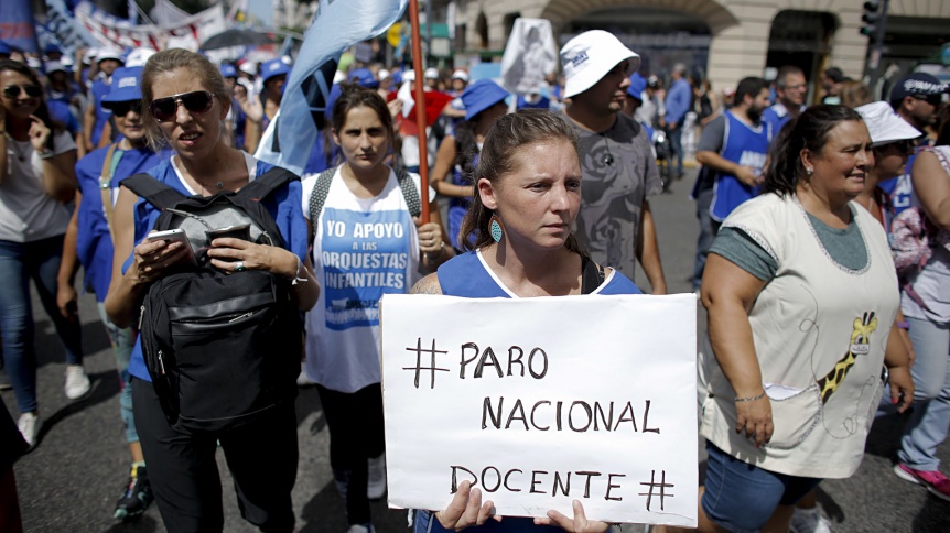 Conflicto docente: advierten sobre descuentos mal aplicados por ausentismo