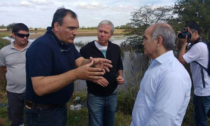 El gobierno bonaerense multiplica los actores para calmar a los intendentes