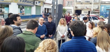 Timbreo de Cambiemos: Macri y Vidal recorrieron Lobos, el resto pisó suelos opositores