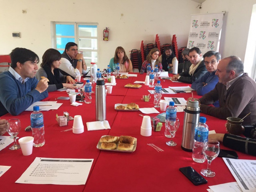 Intendentes de la Cuarta sección electoral buscan avanzar en un bloque regional