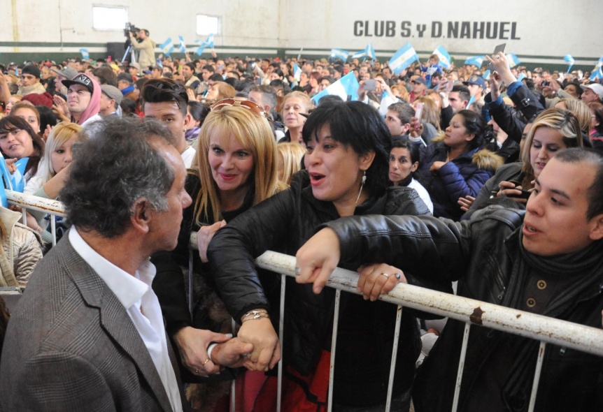 En el Día del Amigo, Scioli habló de su