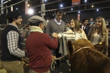 Vidal siguió con la campaña en la Expo Rural, ahora con Bullrich y González